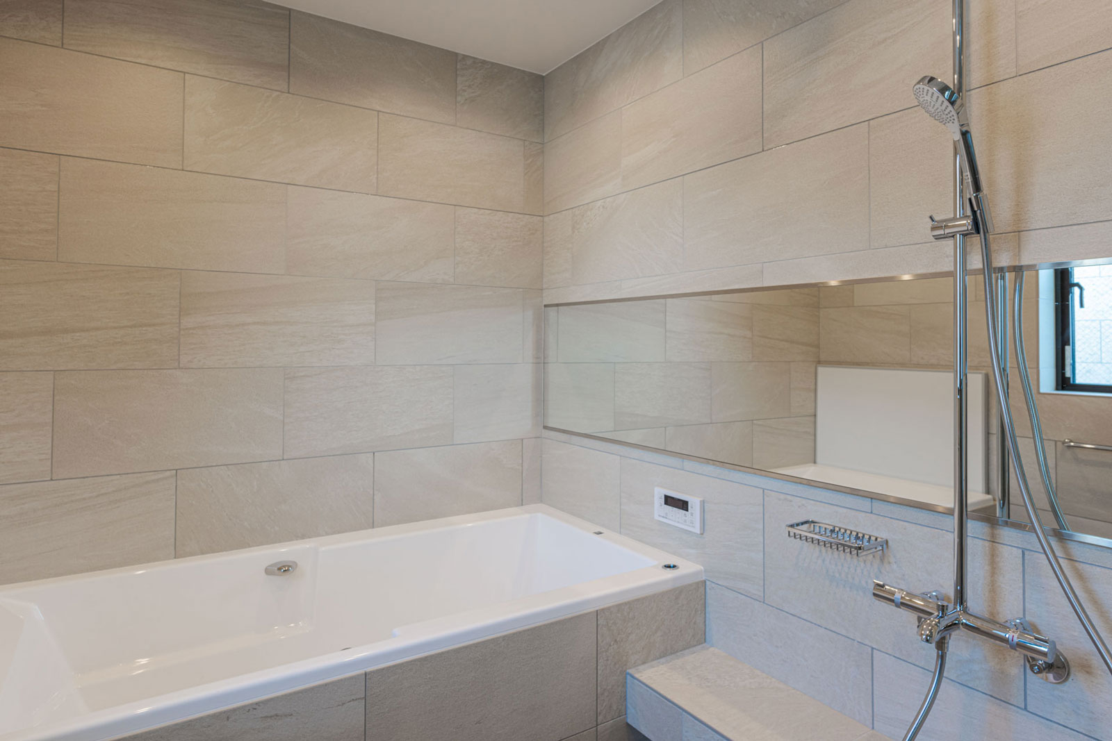 高級タイプ】フリーユニットバス1824・ホテル風な浴室をイメージ・施工