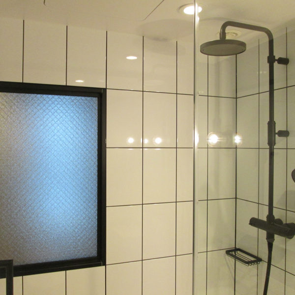 【ホテルシャワータイプ】フリーユニットバス0814・施工事例・インバウンド仕様