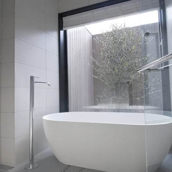 【ホテルタイプ】フリーユニットバス1920・施工事例・高級感があるユニットバス