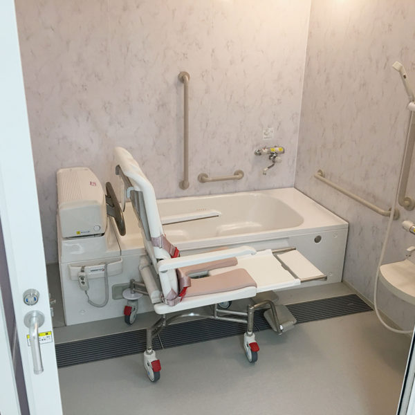 【機械浴室タイプ】酒井医療（株）ホーミィイース2224・施工事例