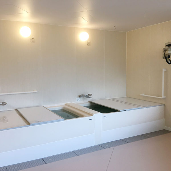 【超大型・大型タイプ】フリーユニットバス3945・施工事例