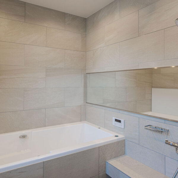 【高級タイプ】フリーユニットバス1824・ホテル風な浴室をイメージ・施工事例