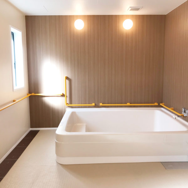 【大型タイプ】フリーユニットバス2953・施工事例