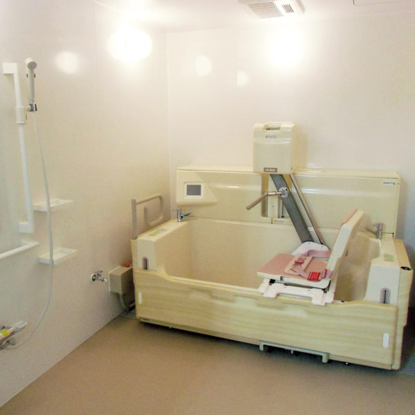 【機械浴室タイプ】酒井医療（株）ユニバス 2126・施工事例・作業負担を軽減するコラボ商品